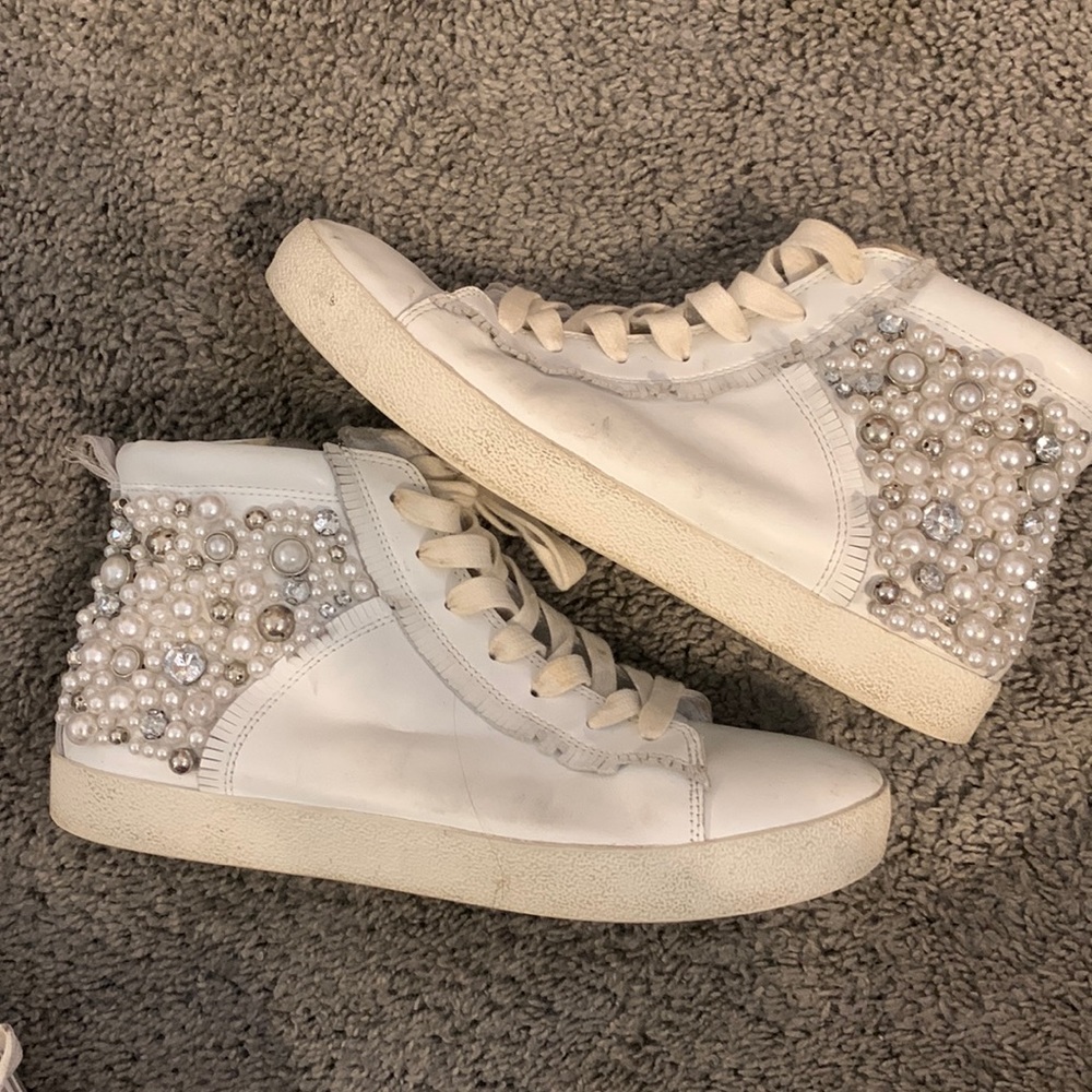Steve Madden high top pearl bayside sneakers